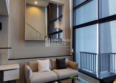 For RENT : Rhythm Sukhumvit 44/1 / 1 Bedroom / 1 Bathrooms / 62 sqm / 38000 THB [R10242]