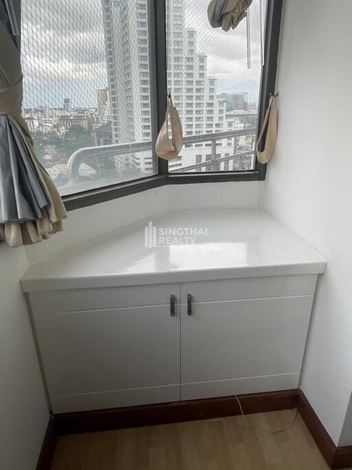 For RENT : Lake Avenue / 2 Bedroom / 2 Bathrooms / 113 sqm / 38000 THB [R10353]