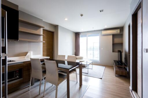 For RENT : Rhythm Sukhumvit / 2 Bedroom / 2 Bathrooms / 65 sqm / 38000 THB [R10669]