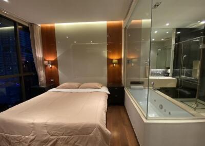 For RENT : The Address Sukhumvit 28 / 1 Bedroom / 1 Bathrooms / 52 sqm / 38000 THB [R11401]