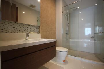 For RENT : Bright Sukhumvit 24 / 1 Bedroom / 1 Bathrooms / 67 sqm / 38000 THB [R11476]