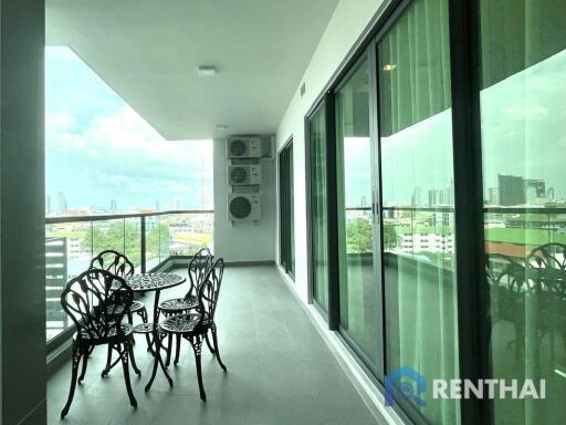 For sale condo 2 bedrooms at Arcadia Millennium Tower