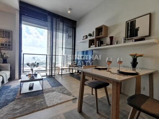 For RENT : The Lofts Silom / 1 Bedroom / 1 Bathrooms / 48 sqm / 39000 THB [9454275]