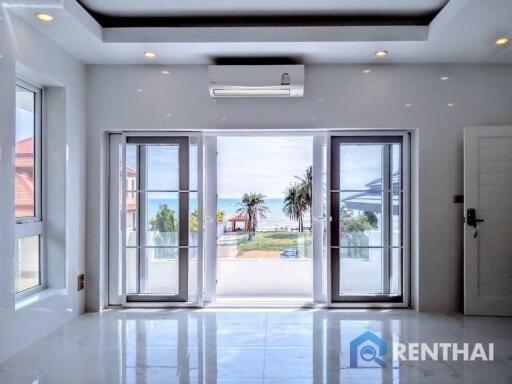 For sale house 4 bedrooms at Na Jomtien