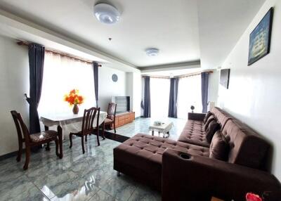 70 sqm 1-bedroom condo rent Jomtien