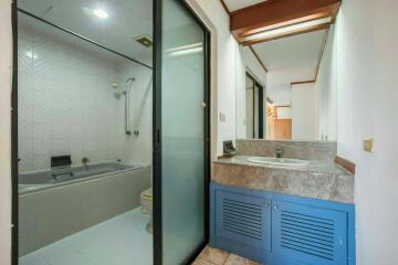 For RENT : The Prestige 49 / 2 Bedroom / 2 Bathrooms / 140 sqm / 39000 THB [R11185]