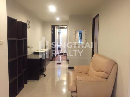 For RENT : Avenue 61 / 2 Bedroom / 2 Bathrooms / 102 sqm / 40000 THB [2867858]