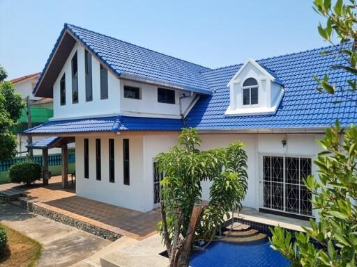 6-bedroom House for rent Pattaya