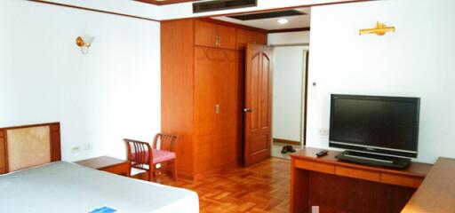 For RENT : Las Colinas / 2 Bedroom / 3 Bathrooms / 186 sqm / 40000 THB [2880380]