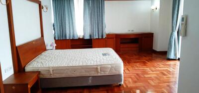 For RENT : Las Colinas / 2 Bedroom / 3 Bathrooms / 186 sqm / 40000 THB [2880380]