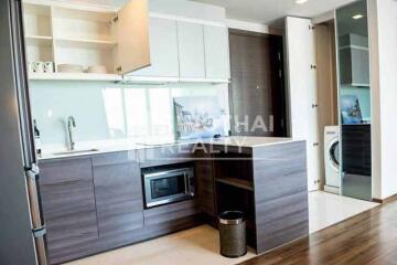 For RENT : Ceil by Sansiri / 2 Bedroom / 2 Bathrooms / 66 sqm / 40000 THB [3330032]