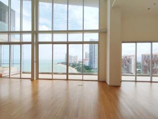 Penthouse Condo Sale The Cove Pattaya