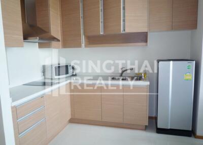 For RENT : The Emporio Place / 1 Bedroom / 1 Bathrooms / 74 sqm / 40000 THB [4004312]