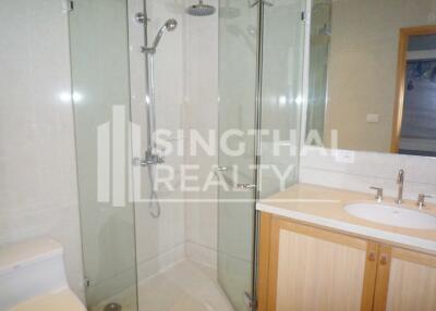 For RENT : The Emporio Place / 1 Bedroom / 1 Bathrooms / 74 sqm / 40000 THB [4004312]