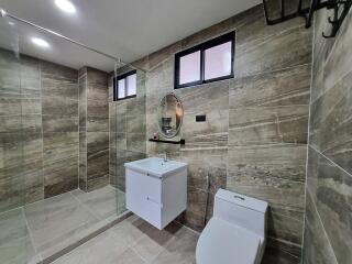 Condo for sale Pratumnak Pattaya