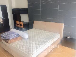 For RENT : Nusasiri Grand / 1 Bedroom / 2 Bathrooms / 81 sqm / 40000 THB [5224361]