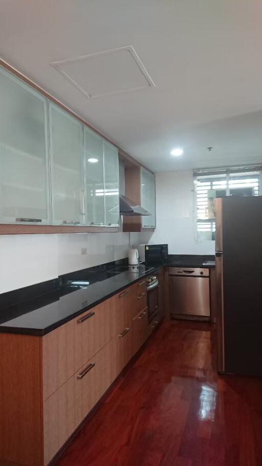 For RENT : Urbana Langsuan / 2 Bedroom / 2 Bathrooms / 81 sqm / 40000 THB [6197600]