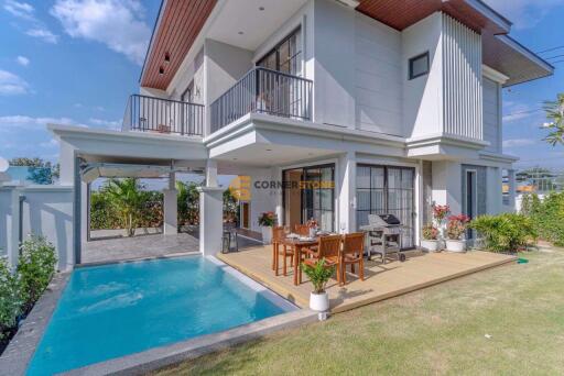 4 bedroom House in Rungsii Village Pattaya East Pattaya