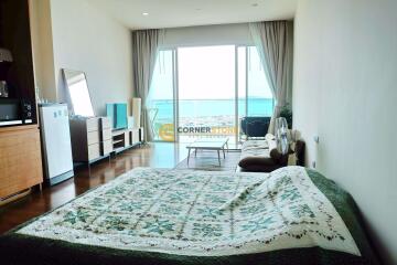 Studio bedroom Condo in Movenpick White Sand Beach Na Jomtien