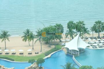 Studio Condo in Movenpick White Sand Beach Na Jomtien