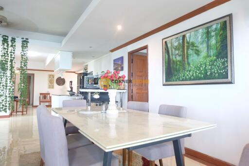 3 bedroom Condo in Grand View Condominium Na Jomtien