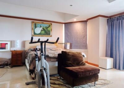 3 bedroom Condo in Grand View Condominium Na Jomtien