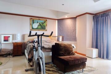 3 bedroom Condo in Grand View Condominium Na Jomtien