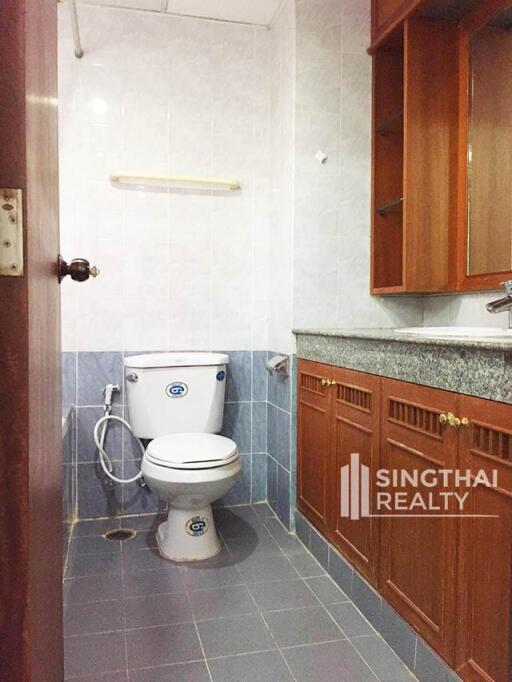 For RENT : Sahai Place / 3 Bedroom / 3 Bathrooms / 251 sqm / 40000 THB [7295948]