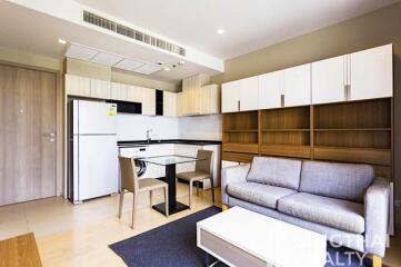 For RENT : HQ by Sansiri / 1 Bedroom / 1 Bathrooms / 45 sqm / 40000 THB [7309872]