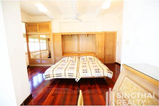 For RENT : Ambassador‘s Court / 2 Bedroom / 2 Bathrooms / 151 sqm / 40000 THB [7312456]