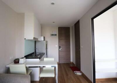 1 bed condo in Soi 9 at The Nimman by Palm Springs