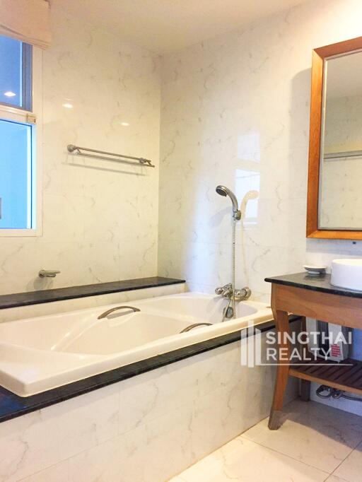 For RENT : The Bangkok Sukhumvit 61 / 2 Bedroom / 2 Bathrooms / 76 sqm / 40000 THB [7466895]