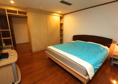 Huen Por Luang : 1 bed condo with own fireplace