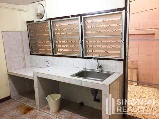 For RENT : Townhouse Thonglor / 2 Bedroom / 2 Bathrooms / 121 sqm / 40000 THB [7611915]