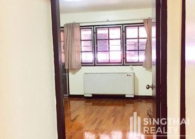 For RENT : Townhouse Thonglor / 2 Bedroom / 2 Bathrooms / 121 sqm / 40000 THB [7611915]