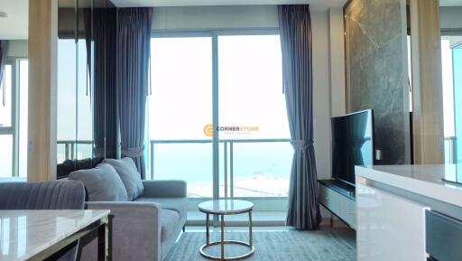 คอนโดนี้ มีห้องนอน 2 ห้องนอน  อยู่ในโครงการ คอนโดมิเนียมชื่อ The Riviera Jomtien 