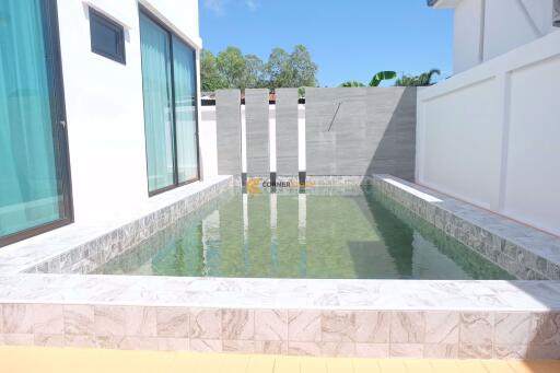 บ้านหลังนี้มี 3 ห้องนอน  อยู่ในโครงการชื่อ The Victory Pool Villa Pattaya  ตั้งอยู่ที่