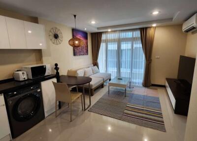 Prime Location: Fully Furnished 1BR Condo for Rent in Nimmanhaemin