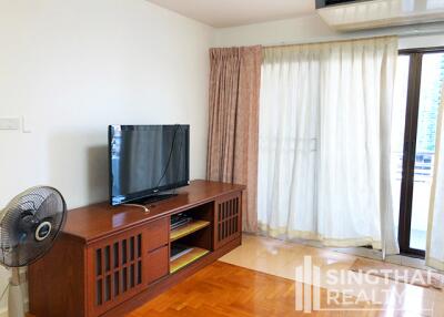 For RENT : Top View Tower / 3 Bedroom / 2 Bathrooms / 141 sqm / 40000 THB [8229790]