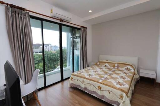 Spacious condo to rent at The Nimman by Palm Springs