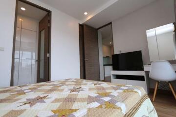 Spacious condo to rent at The Nimman by Palm Springs