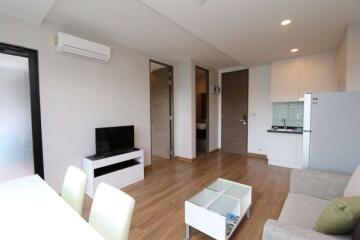 Spacious condo to rent at The Nimman by Palm Springs