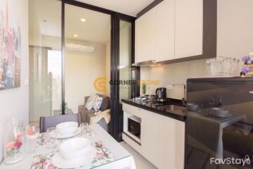 1 bedroom Condo in The Base Central Pattaya Pattaya