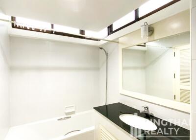 For RENT : Supalai Place / 2 Bedroom / 2 Bathrooms / 120 sqm / 40000 THB [8447809]