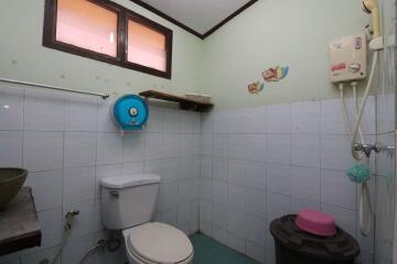 Cute 3 bedroom bungalow to rent : Hang Dong