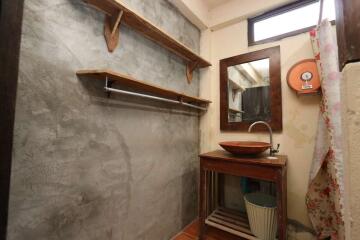 Cute 3 bedroom bungalow to rent : Hang Dong