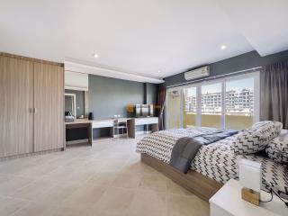 1 bedroom Condo in View Talay Residence 5 Pratumnak