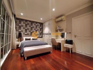 4 bedroom Condo in 888 Villas Park Pattaya