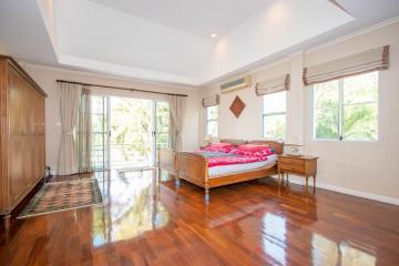 Superb 4 BR House For Sale Nantawan Land & House Park Nong Han