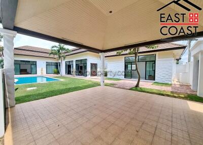 Baan Anda House for sale in East Pattaya, Pattaya. SH14351